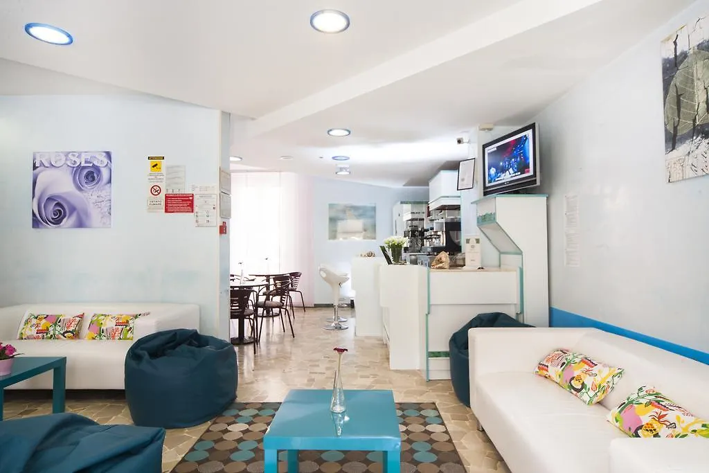 Hotel Nadia 리미니 2*,