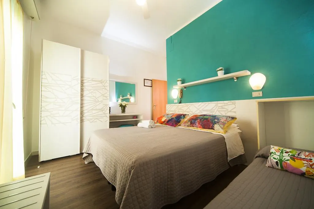 Hotel Nadia 리미니