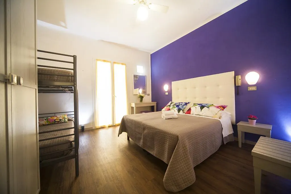 Hotel Nadia 리미니
